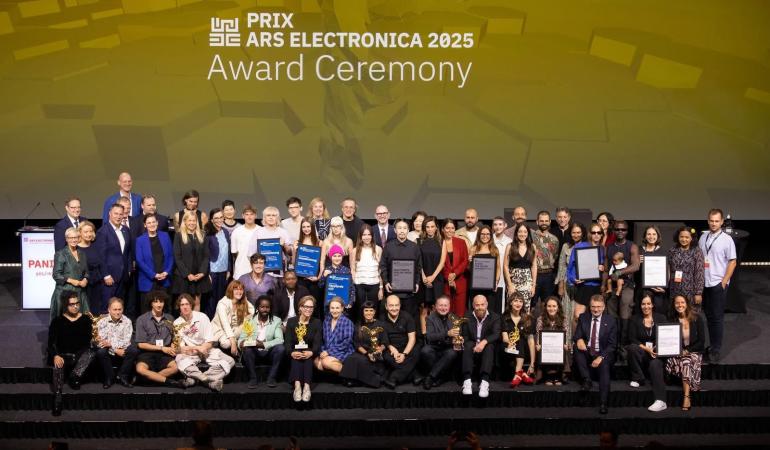 Тиму пројекта ХЕРОИНЕ уручена EU Grand Prize for Citizen Science на церемонији у Линцу
