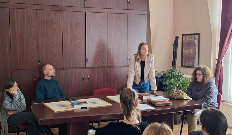 Отворена врата Етнографског института САНУ: посета ученика Филолошке гимназије у Београду